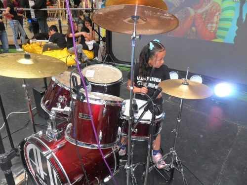 Mariana Avila en la Bateria (7 años)